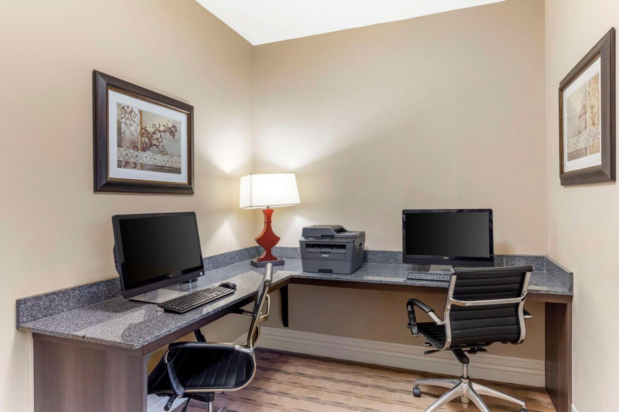 Best Western Plus Burleson Inn & Suites Exteriér fotografie