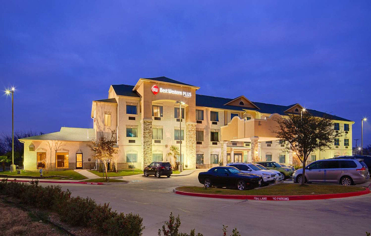 Best Western Plus Burleson Inn & Suites Exteriér fotografie